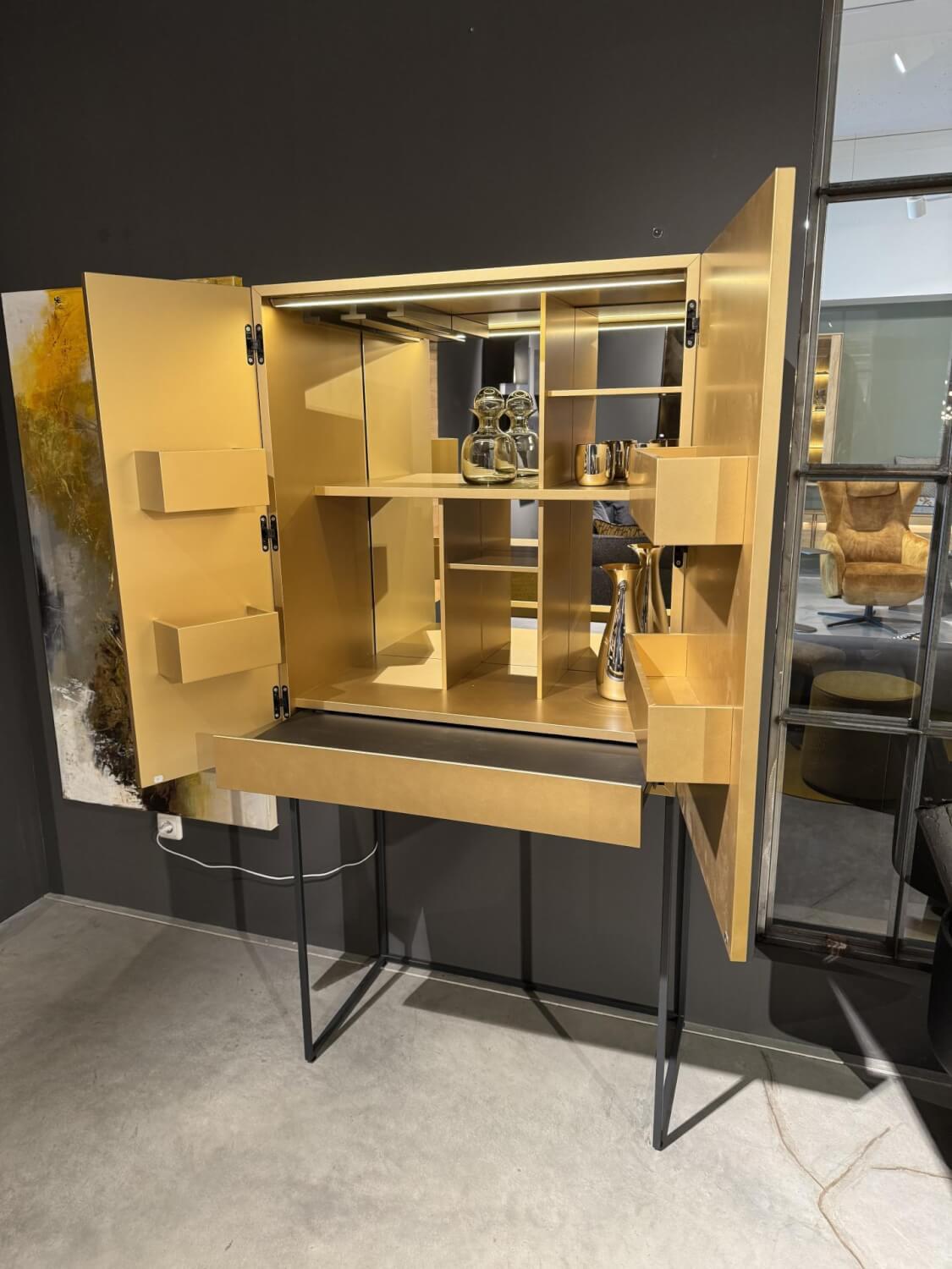 Contur - Barschrank 3900 C Lack Gold Gebürstet Gestell Schwarz Rückwand Spiegel Inklusive LED Beleuchtung - 4