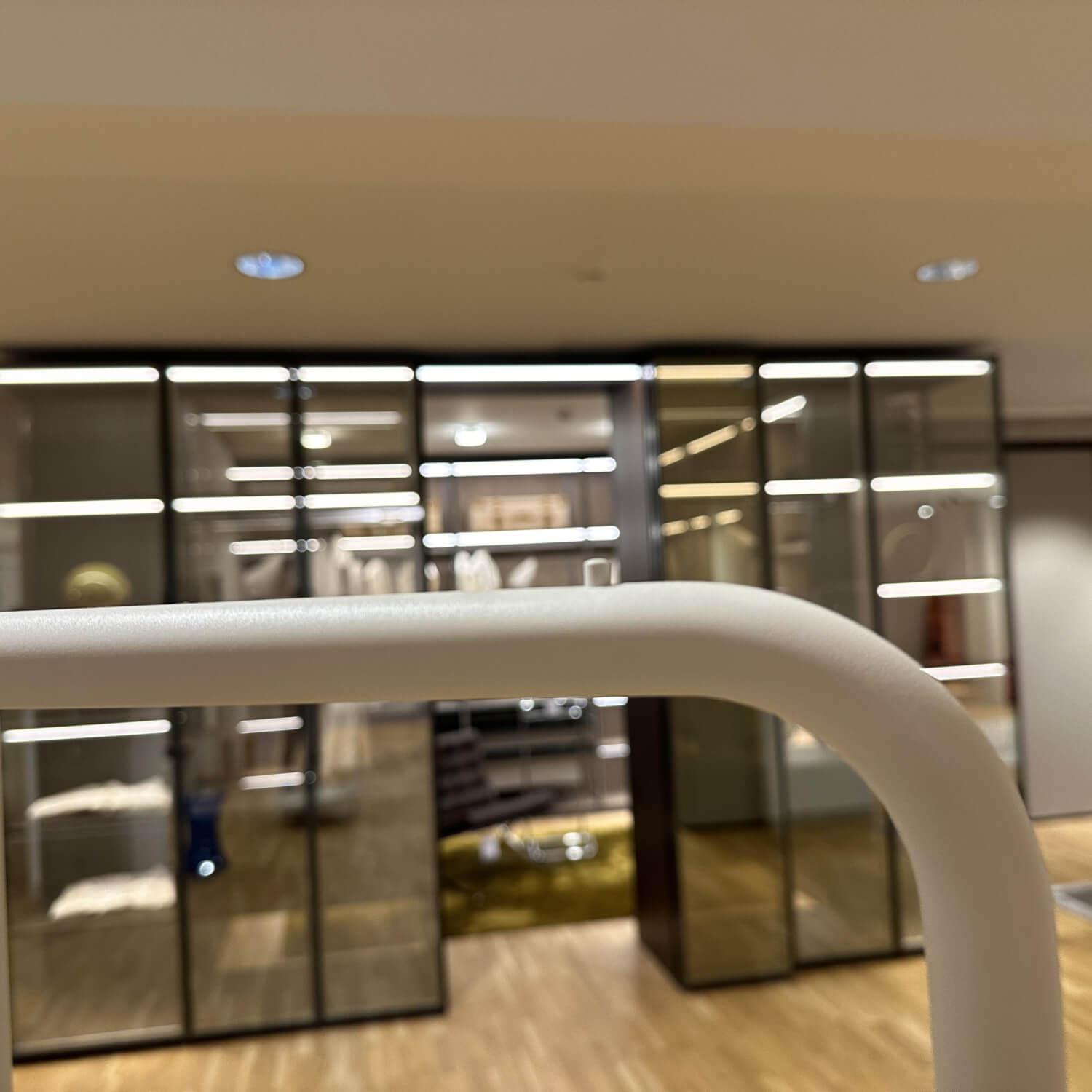 Schönbuch - Garderobenständer Selma Metall Pulverbeschichtet 0208 Grau-Weiss Feinstruktur - 6