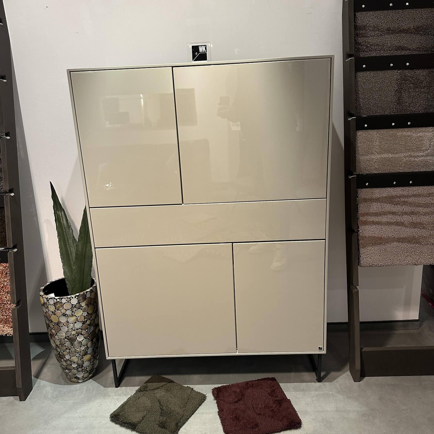 WK Wohnen - Highboard WK 419 Intono Lack Muschelgrau Rahmengestell Schwarz Pulverbeschichtet - 2