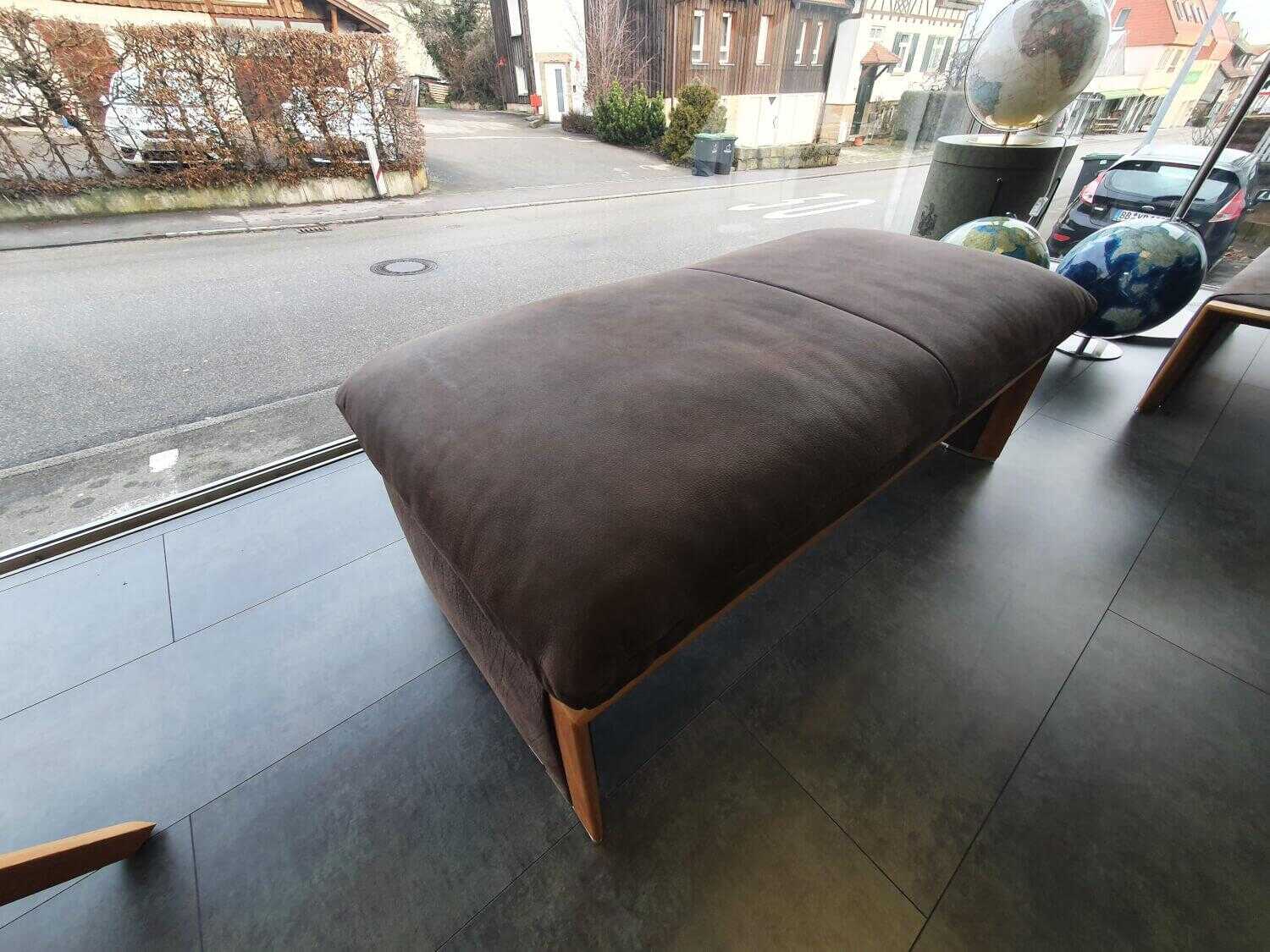 Koinor - Sofa Hugho Leder A-India Schoko Braun mit Hocker - 3