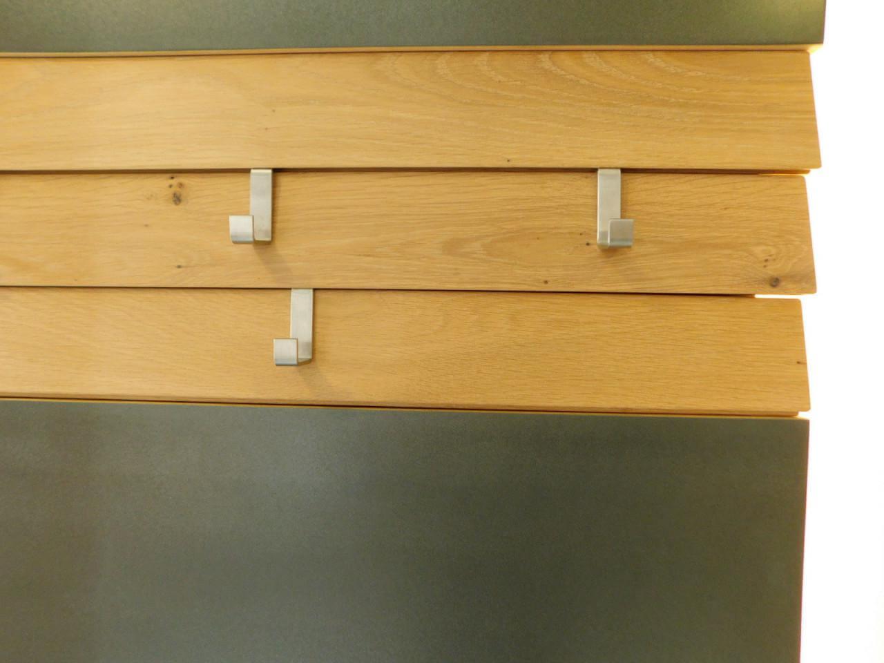 Voglauer - Wandgarderobe V Organo Wildeiche Rustiko Akzent Schwarz Mit Vorsatzspiegel Und Beleuchtung - 4