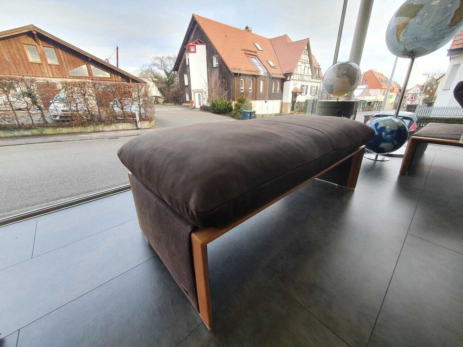Koinor - Sofa Hugho Leder A-India Schoko Braun mit Hocker - 4