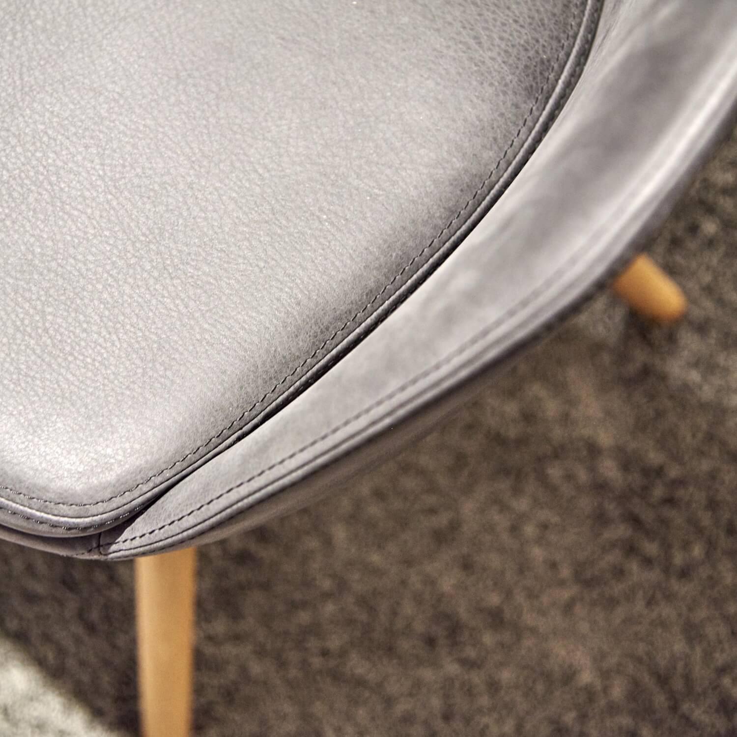 Riva1920 - 4er Set Armlehnstühle Chair Wood Leder Camoscio Nr. 10 Nero Gestell Eiche Natur - 21