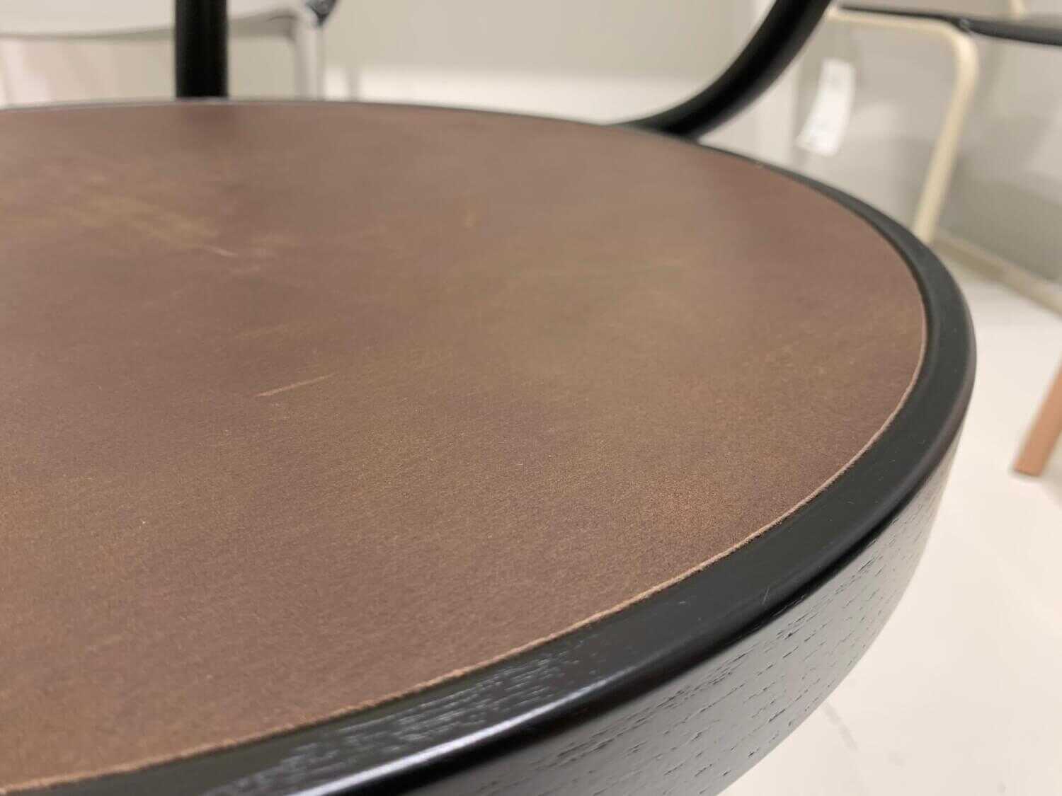 Thonet - Bugholzarmlehnstuhl 209 ML Esche Schwarz Leder Braun - 7