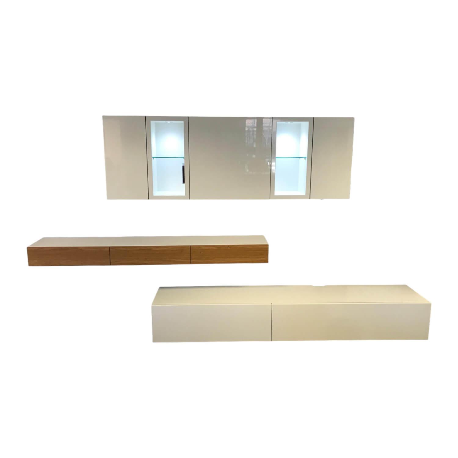 Hülsta - Wohnwand Neo Lack Weiß Front Hochglanzweiß Und Natureiche Grifflos Push To Open Beschlag  Mit Beleuchtung - 1