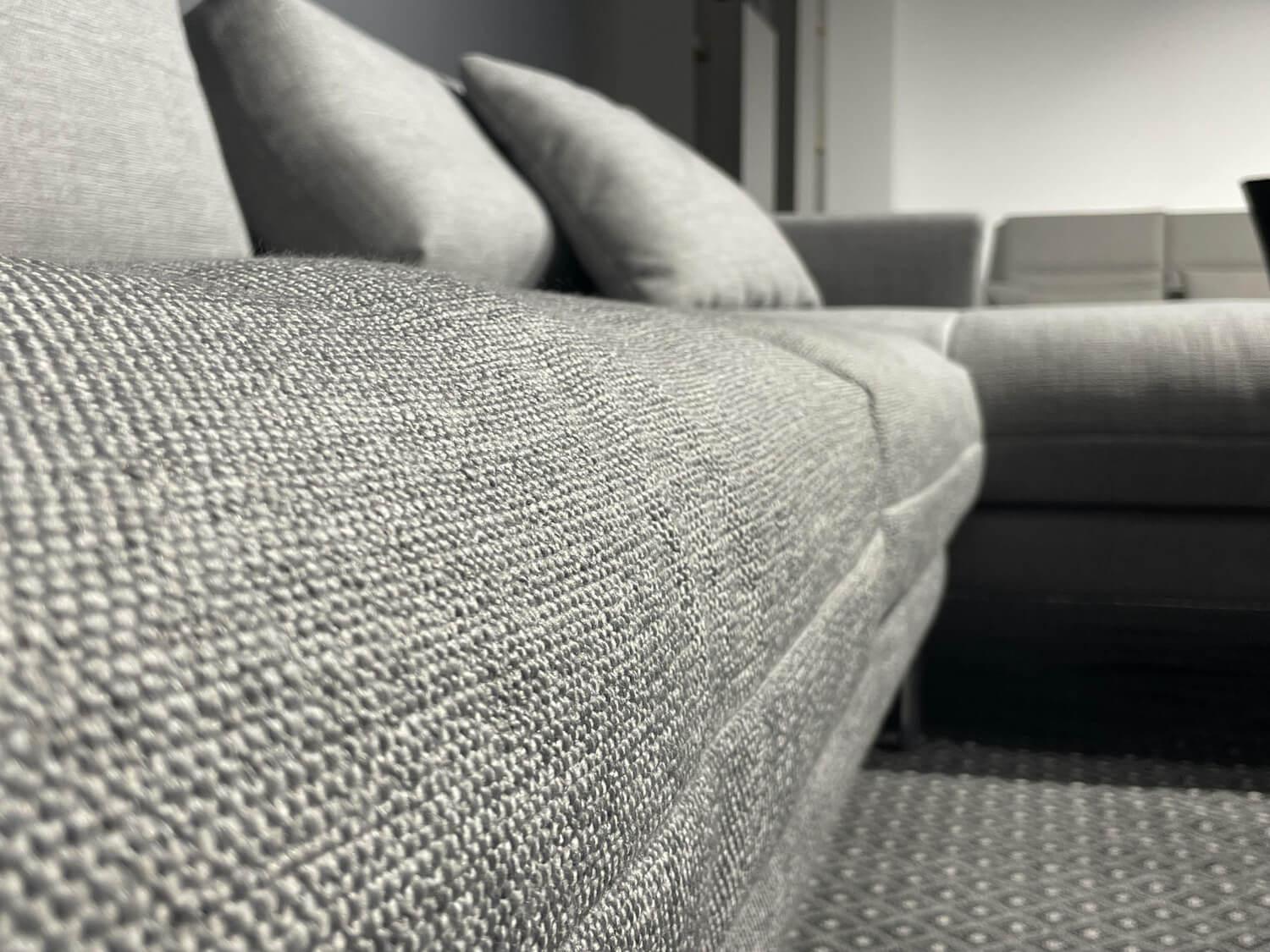 Hülsta - Ecksofa HS 414 Stoff 064 30 Platingrau Grau Füße Aluminium Chrom Mit Kissen - 9