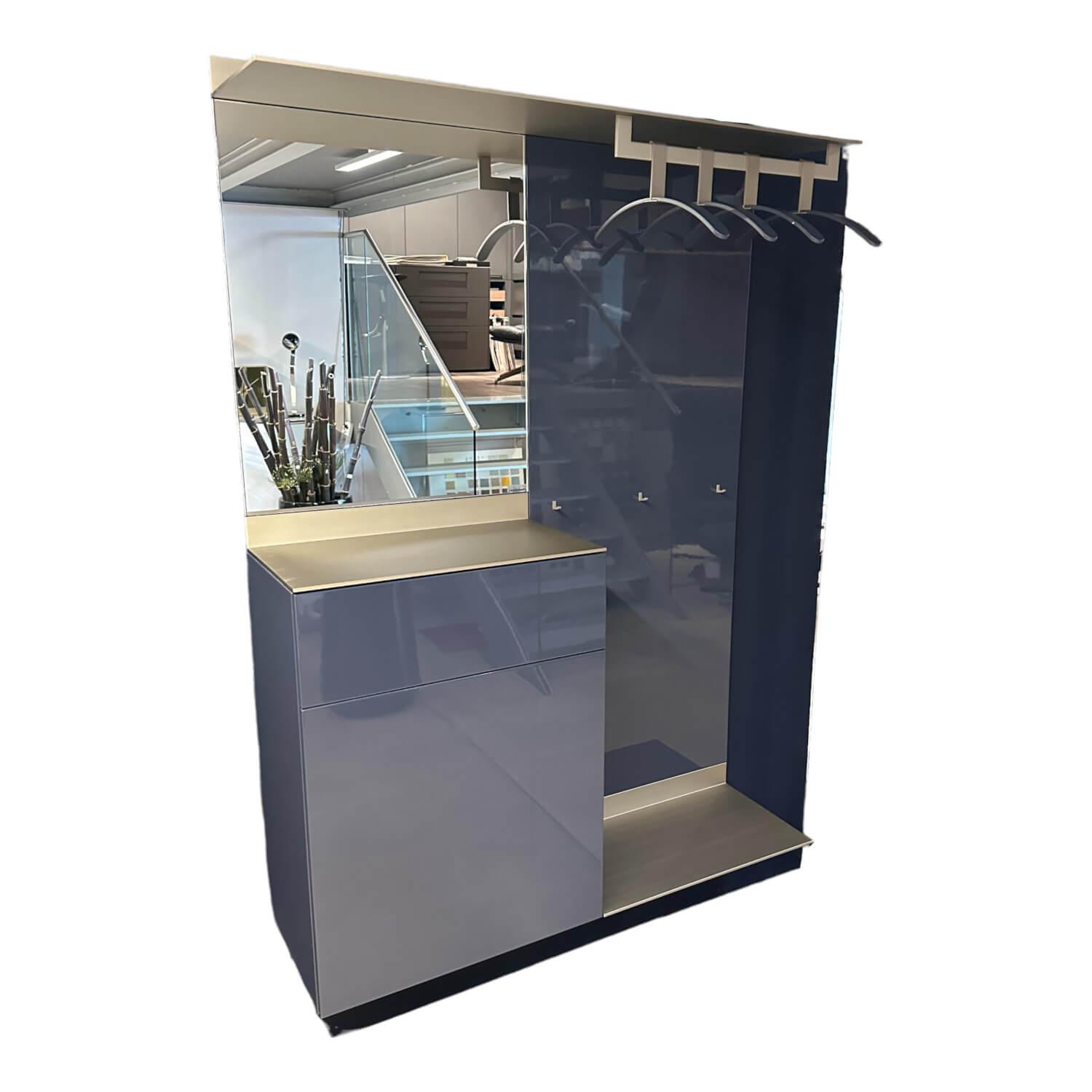 Schönbuch - Garderobe S7 Lack Hochglanz Nachtblau 165 Blau Metalloberfläche Bronze Eloxiert 99 Inklusive Kleiderbügel - 1