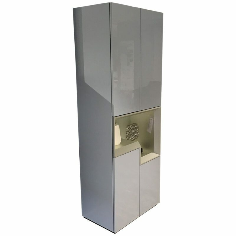 Hülsta - Vitrine Tetrim 981003 Lack Hochglanz Eisblau Rahmen Silberfarben Inklusive LED Rahmenbeleuchtung - 1