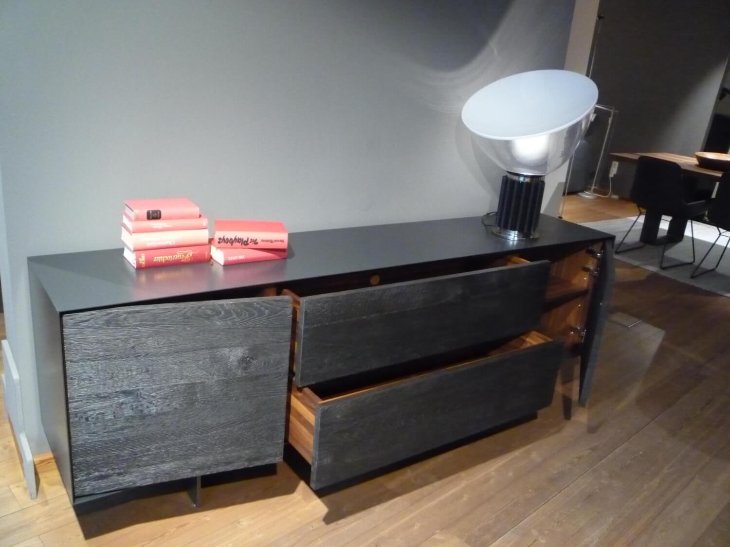 Riva1920 - Kommode Rialto Fly Eiche Vulcano Korpus Innen Nussbaum Geölt - 2